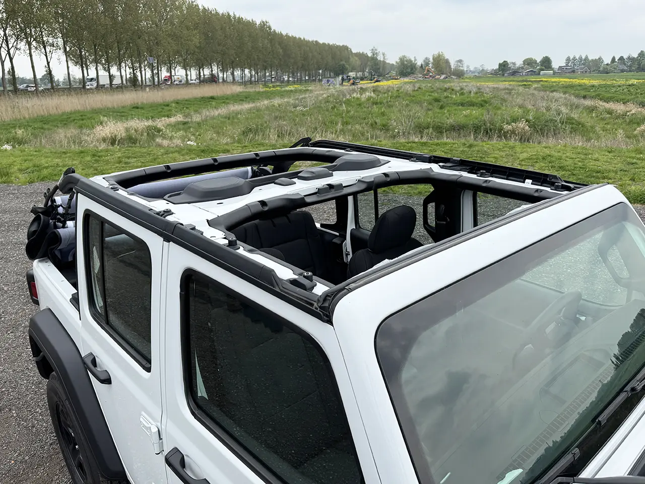 Jeep Wrangler Unlimited Multi-Purpose Vehicle (MPV) 4x4 10