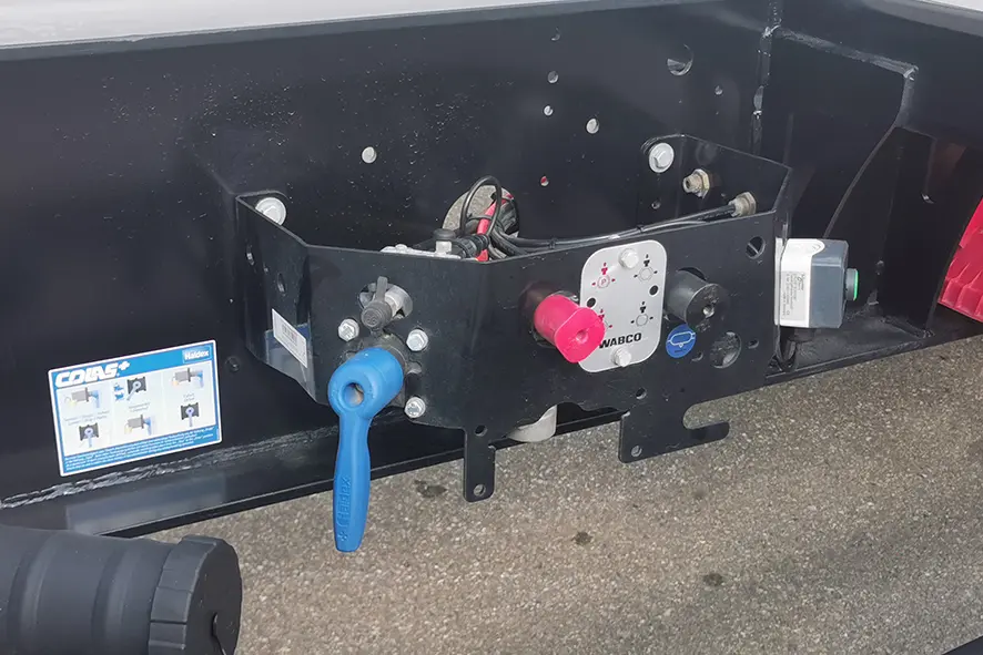 Kogel S24-2 Port 40 Simplex 3-Essieux Semi-remorque porte container 10