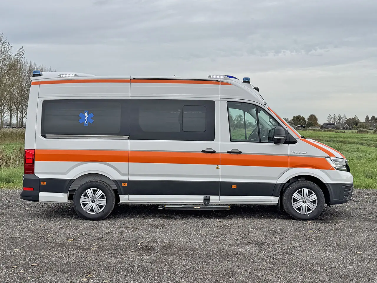 MAN TGE 3.180 QTX-M Ambulance Van 4x2 5