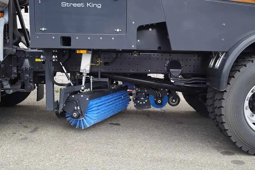 MAN TGM 18.240 BB Sweeper Truck 4x2 12