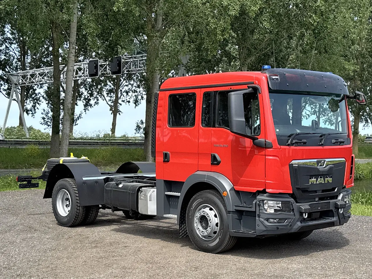 MAN TGM 18.250 BB CH Chassis Cabin 4x2