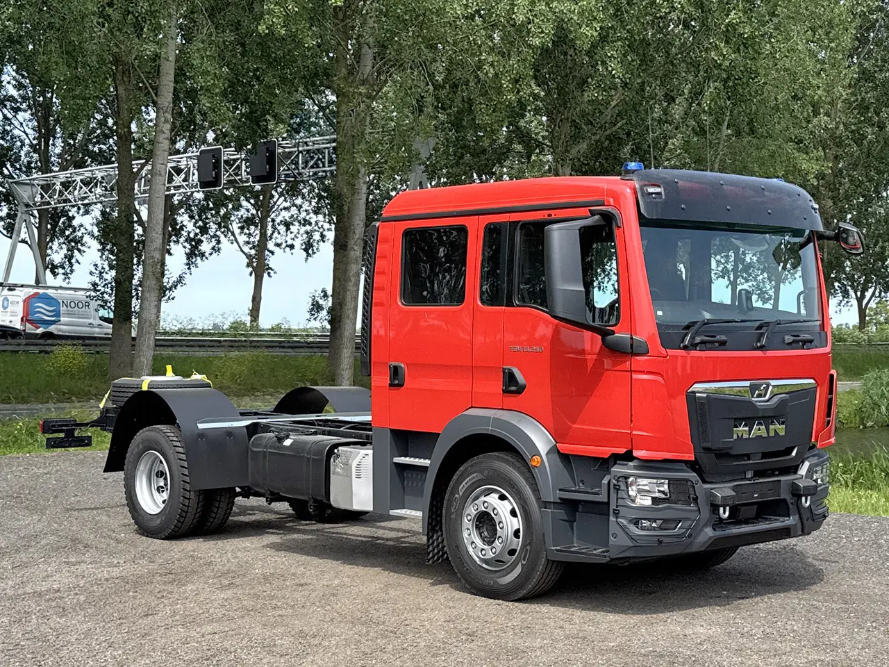 MAN TGM 18.250 BB CH Chassis Cabin 4x2
