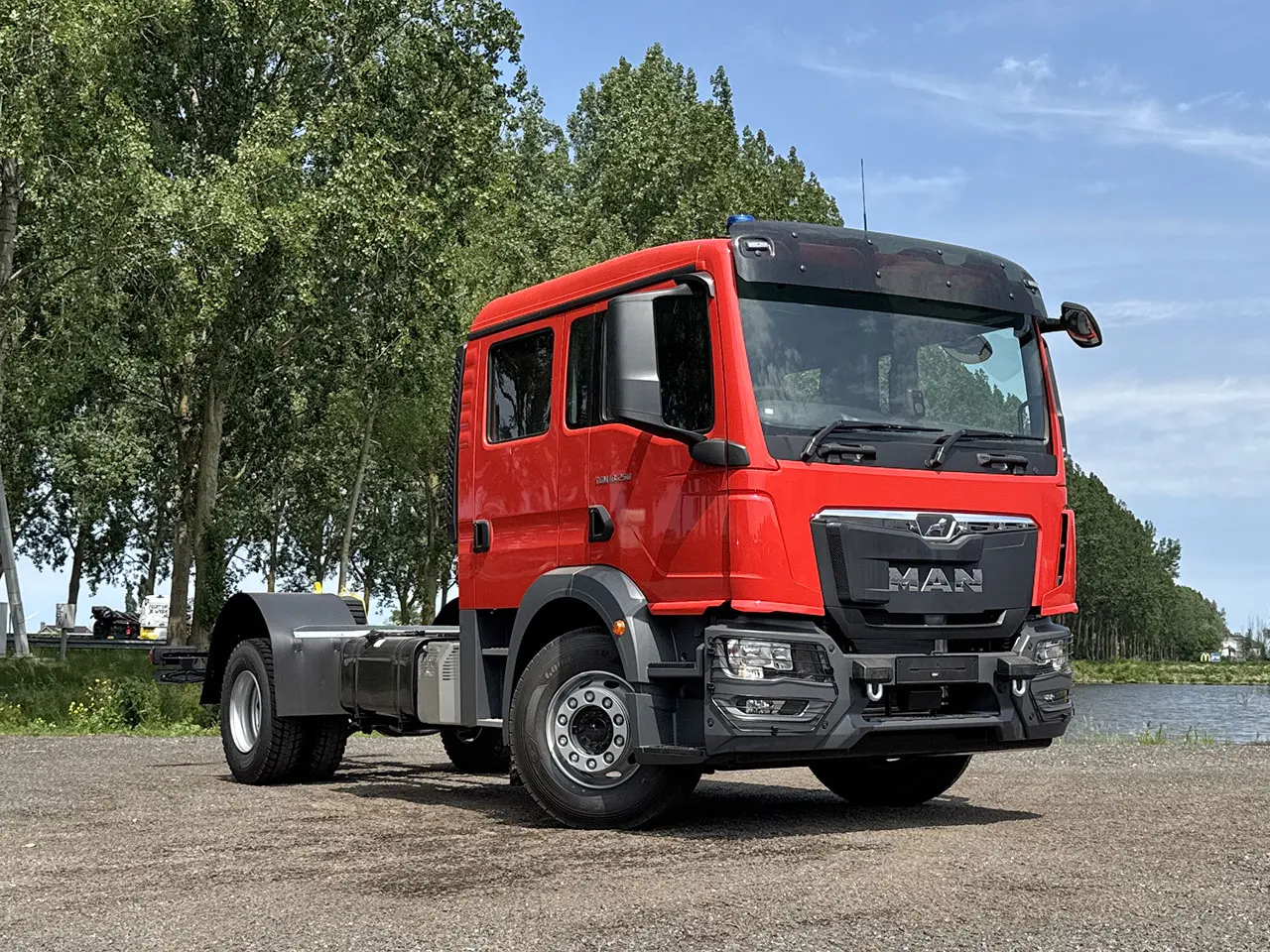 MAN TGM 18.250 BB CH Chassis Cabin 4x2 4