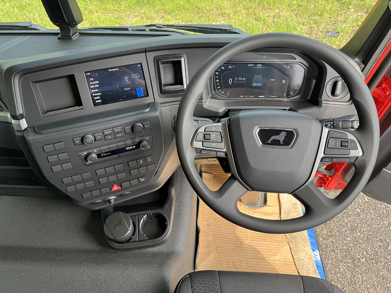 MAN TGM 18.250 BB CH Chassis Cabin 4x2 10