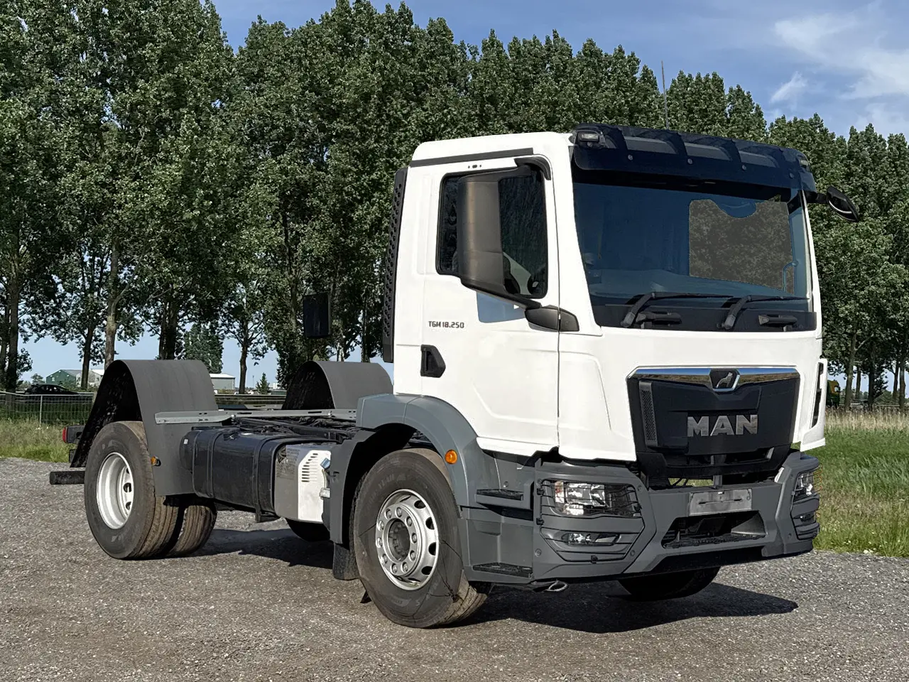 MAN TGM 18.250 BB CH Chassis Cabin 4x2