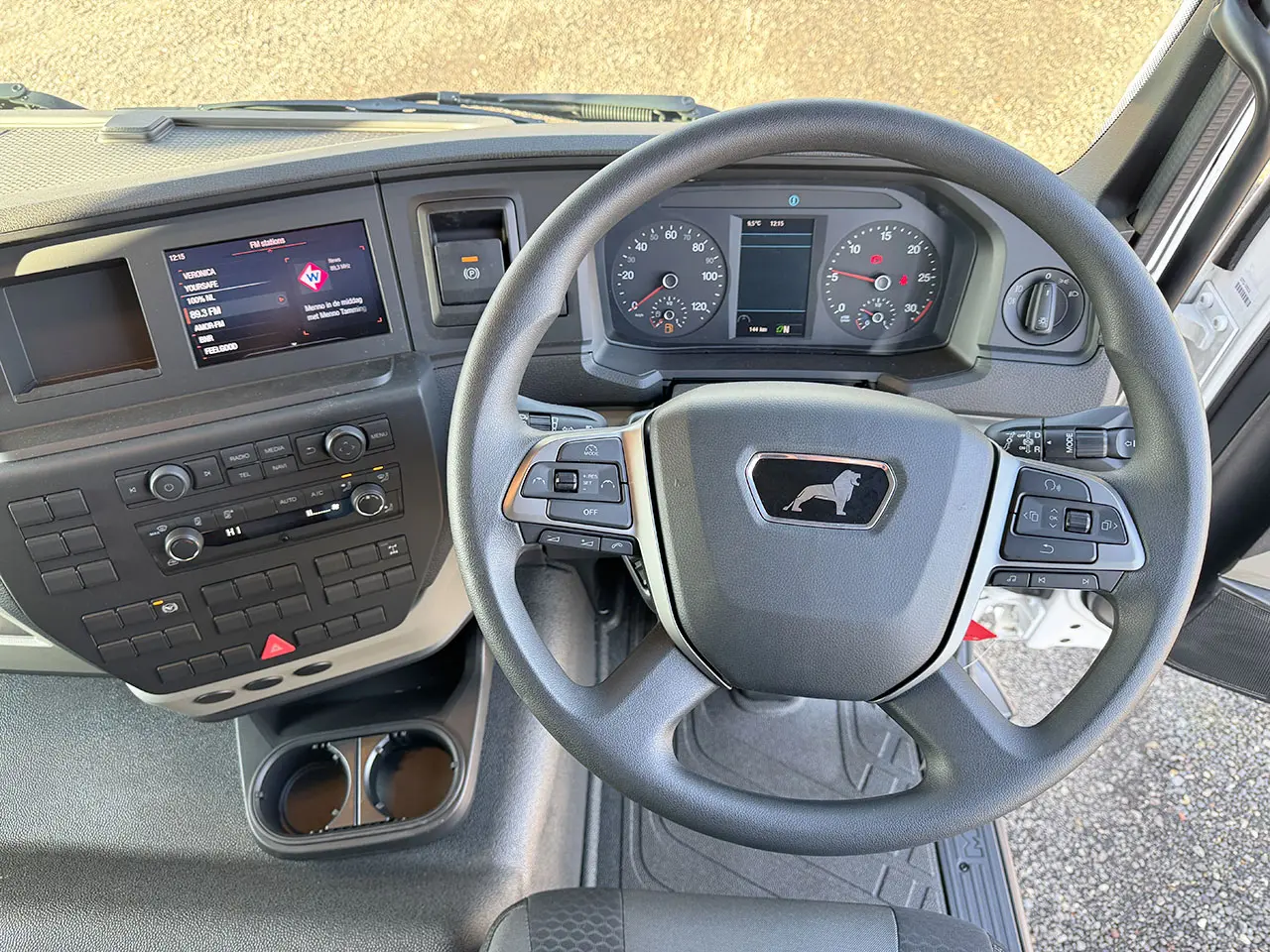 MAN TGM 18.250 BB CH 4x2 Chassis Cabin 10