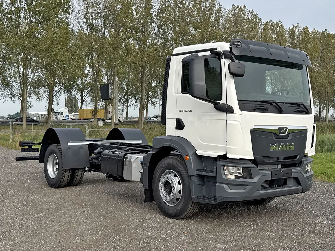 MAN TGM 18.250 BB CH 4x2 Chassis Cabin