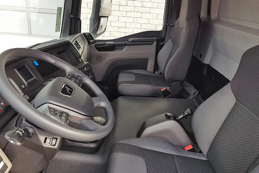 MAN TGM 18.250 BB CH 4x2 Crane Truck 10