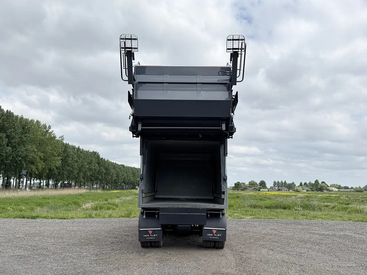 MAN TGM 18.250 BB CH 4x2 Garbage Collector 18