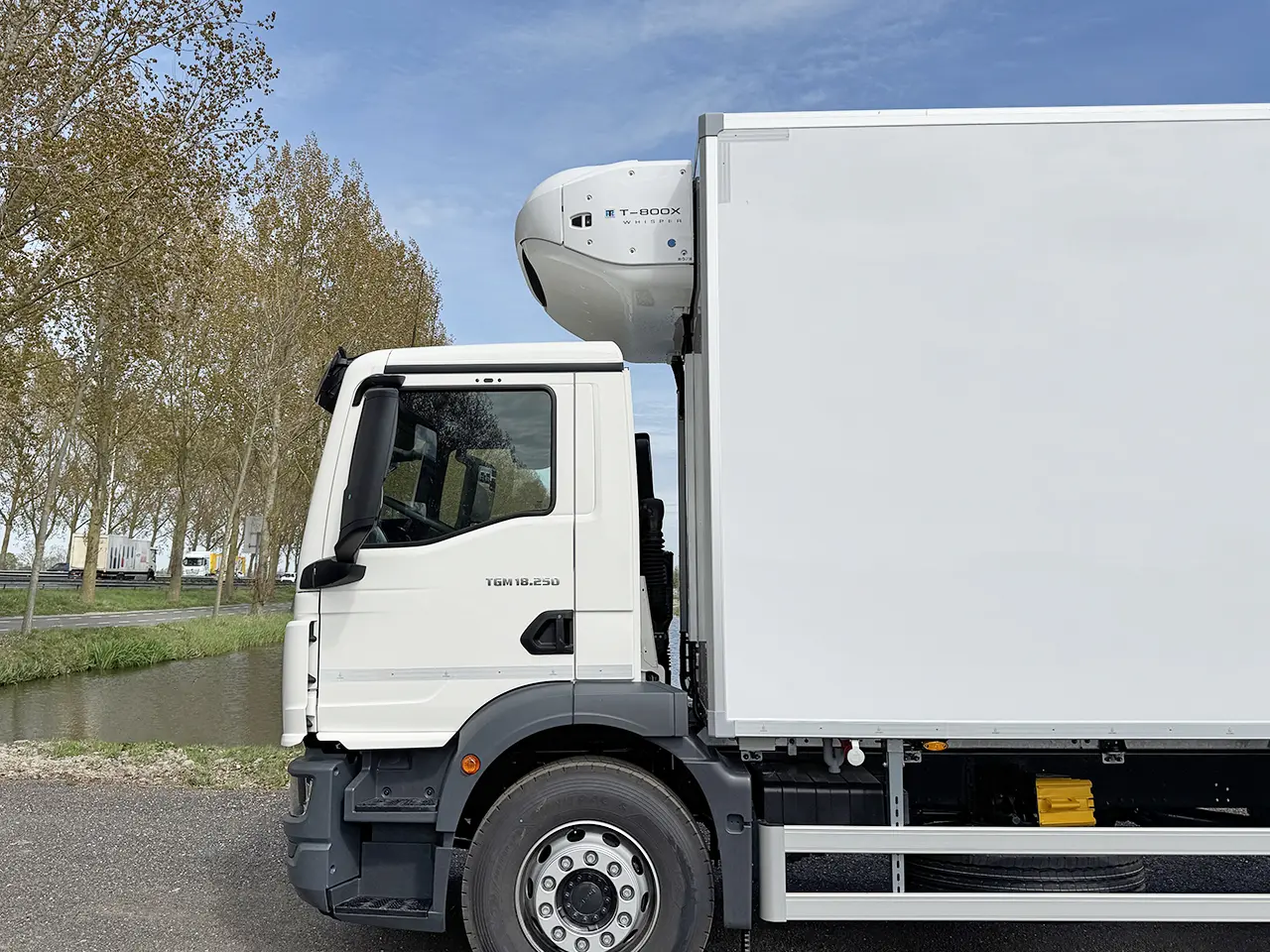 MAN TGM 18.250 BB CH Véhicule frigorifique 4x2 12