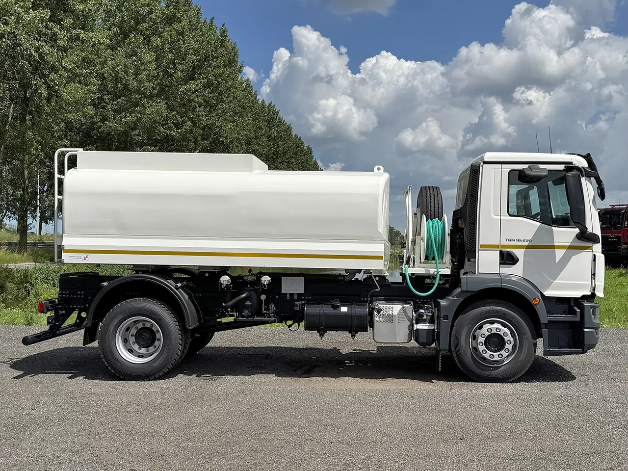 MAN TGM 18.250 BB CH Water Tank Truck 4x2 5