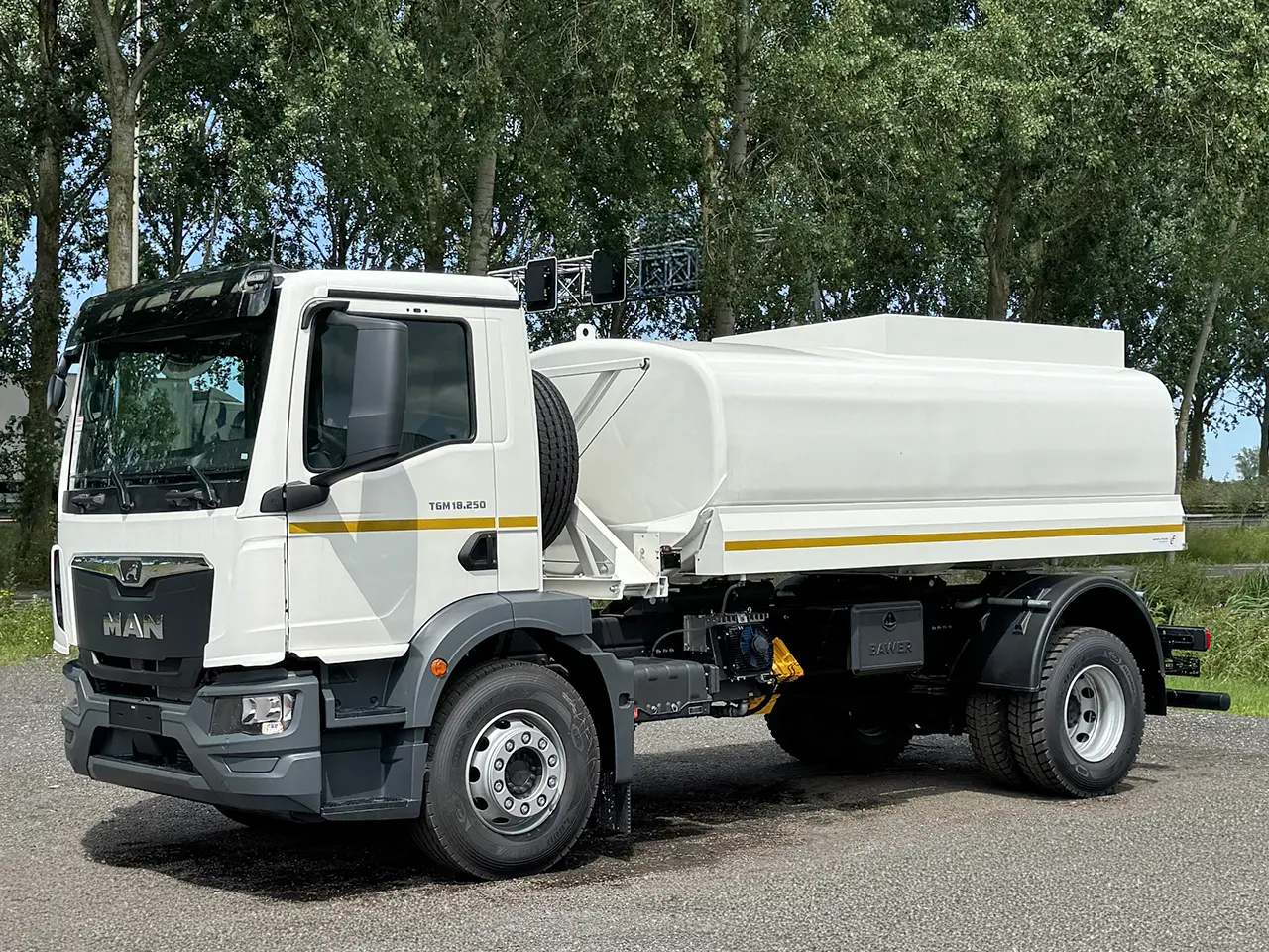 MAN TGM 18.250 BB CH Water Tank Truck 4x2 8