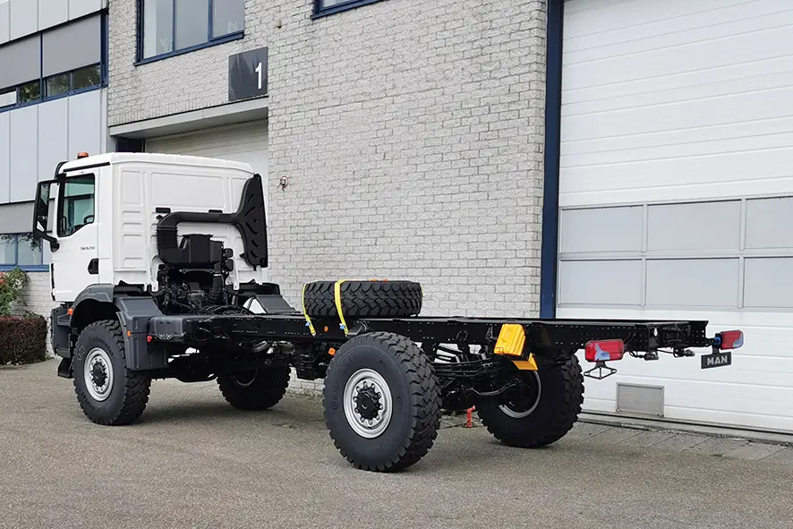 MAN TGM 18.250 BB CH Chassis Cabin 4x4 2
