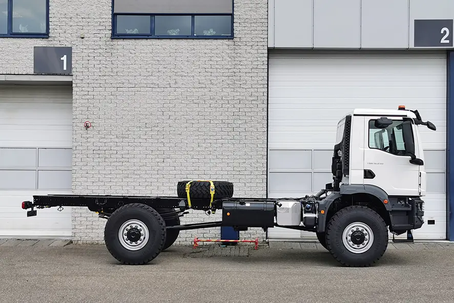 MAN TGM 18.250 BB CH 4x4 Châssis Cabine 6