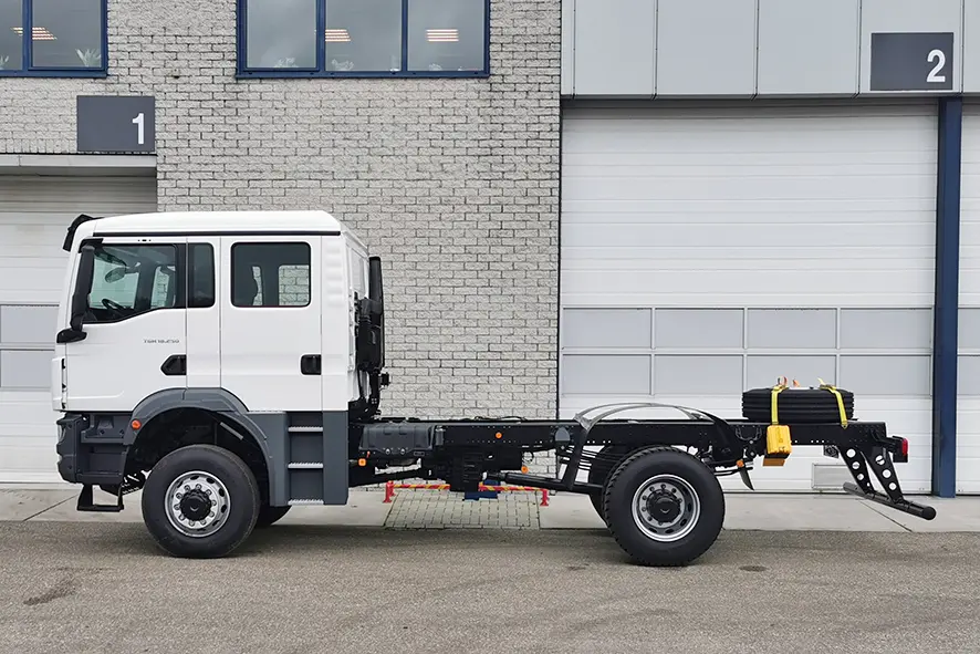 MAN TGM 18.250 BB CH 4x4 Chassis Cabin 4