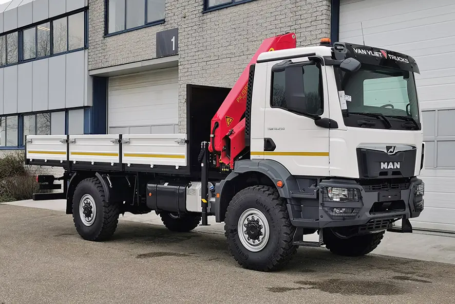 MAN TGM 18.250 BB CH 4x4 Crane Truck