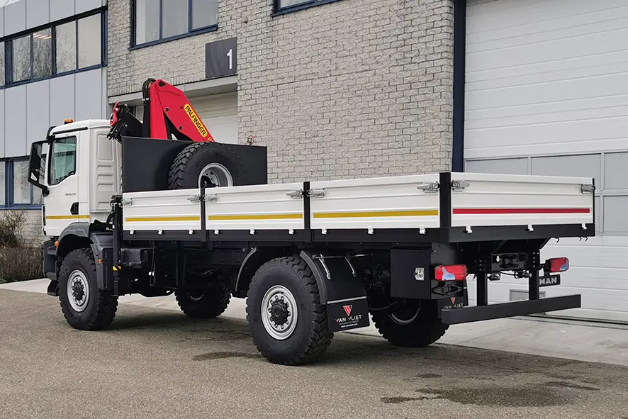 MAN TGM 18.250 BB CH Crane Truck 4x4 2