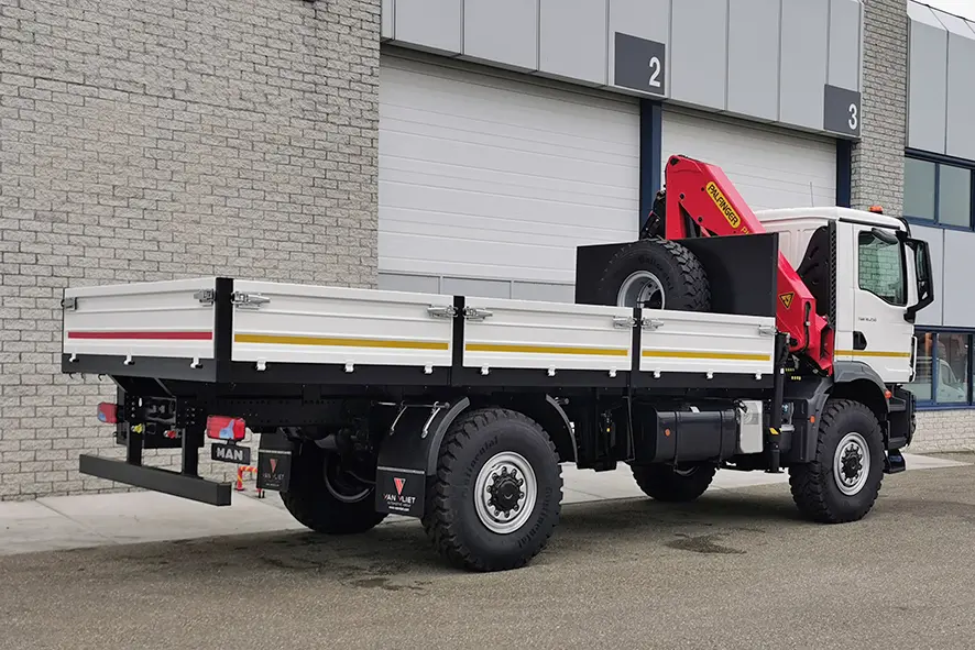 MAN TGM 18.250 BB CH 4x4 Crane Truck 6