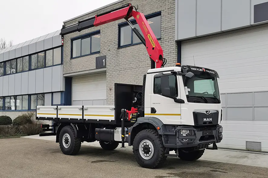 MAN TGM 18.250 BB CH 4x4 Crane Truck 18