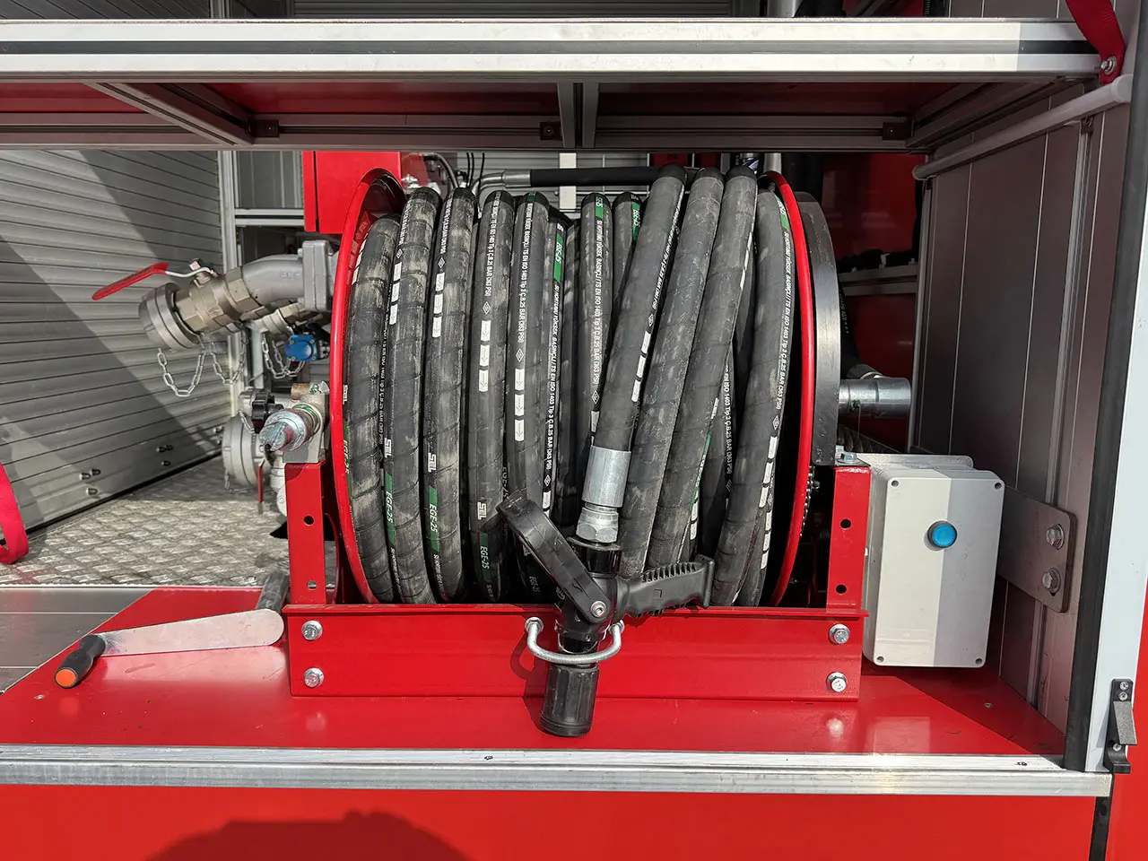 MAN TGM 18.250 BB CH 4x4 Fire Fighter Truck 17