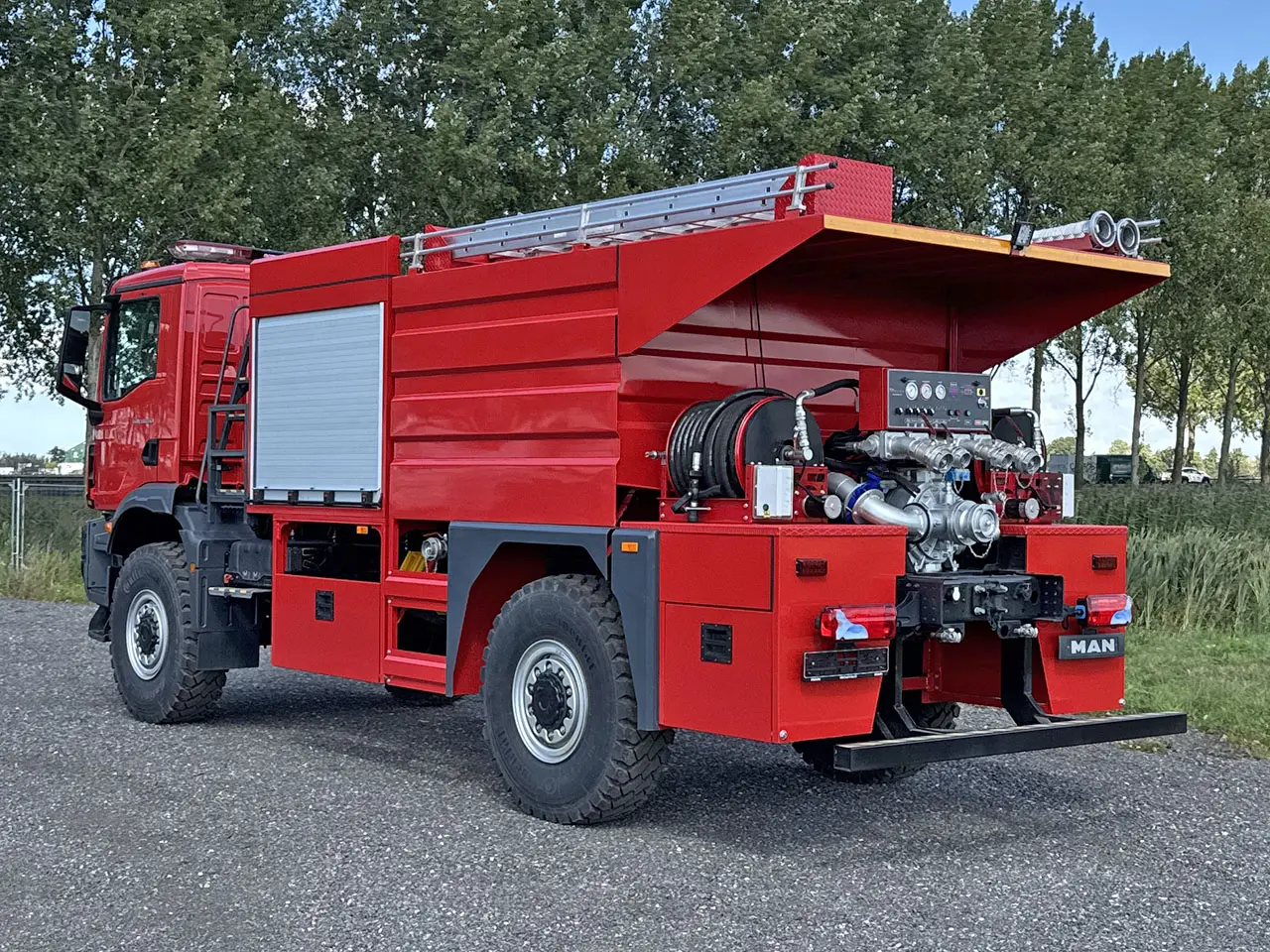 MAN TGM 18.250 BB CH Fire Fighter Truck 4x4 2