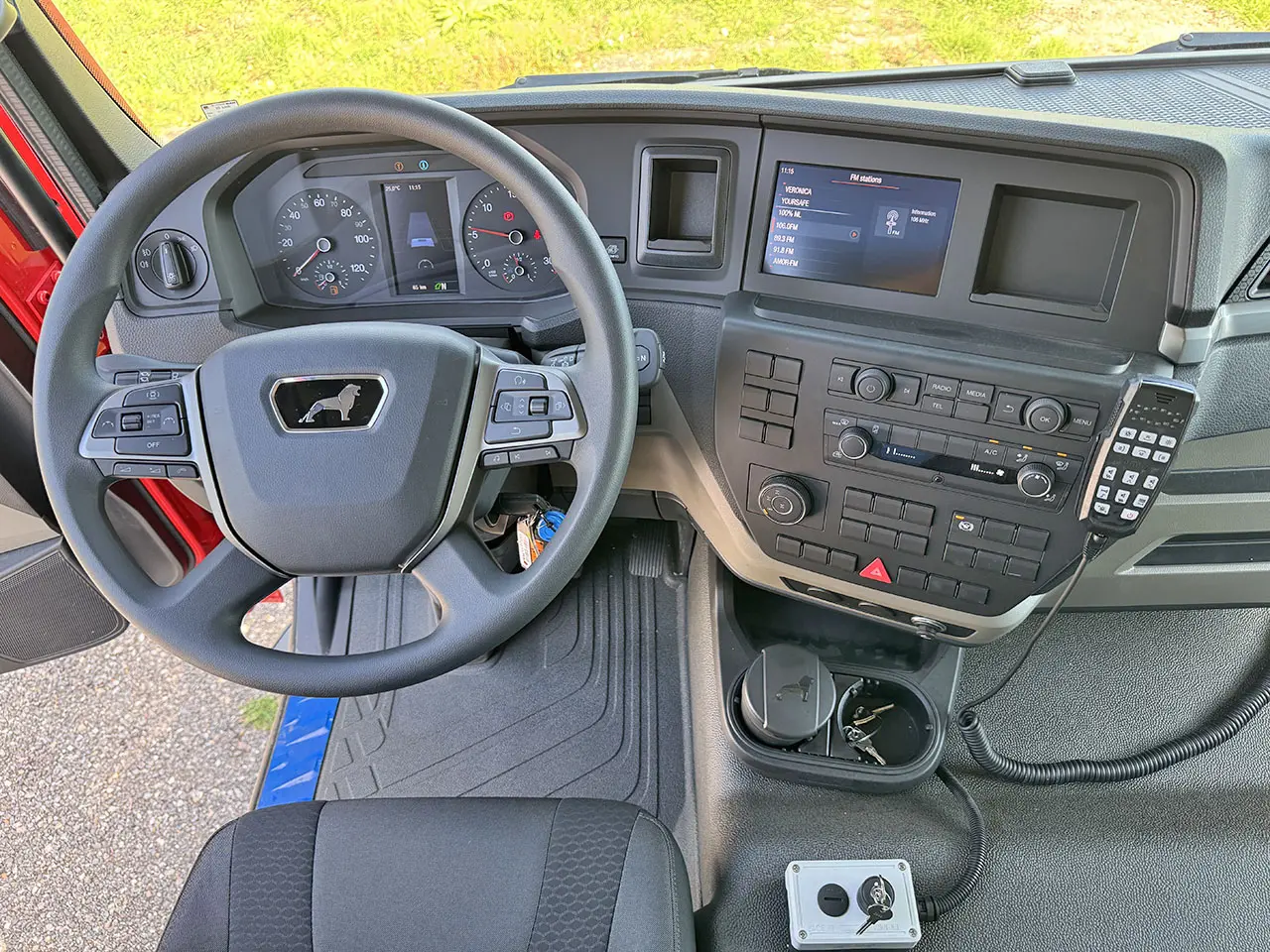 MAN TGM 18.250 BB CH Fire Fighter Truck 4x4 10