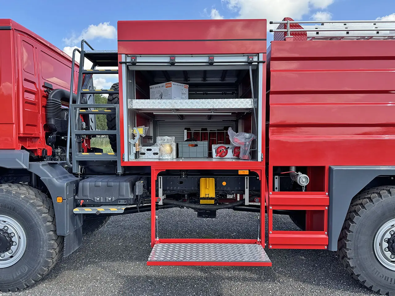 MAN TGM 18.250 BB CH Fire Fighter Truck 4x4 21