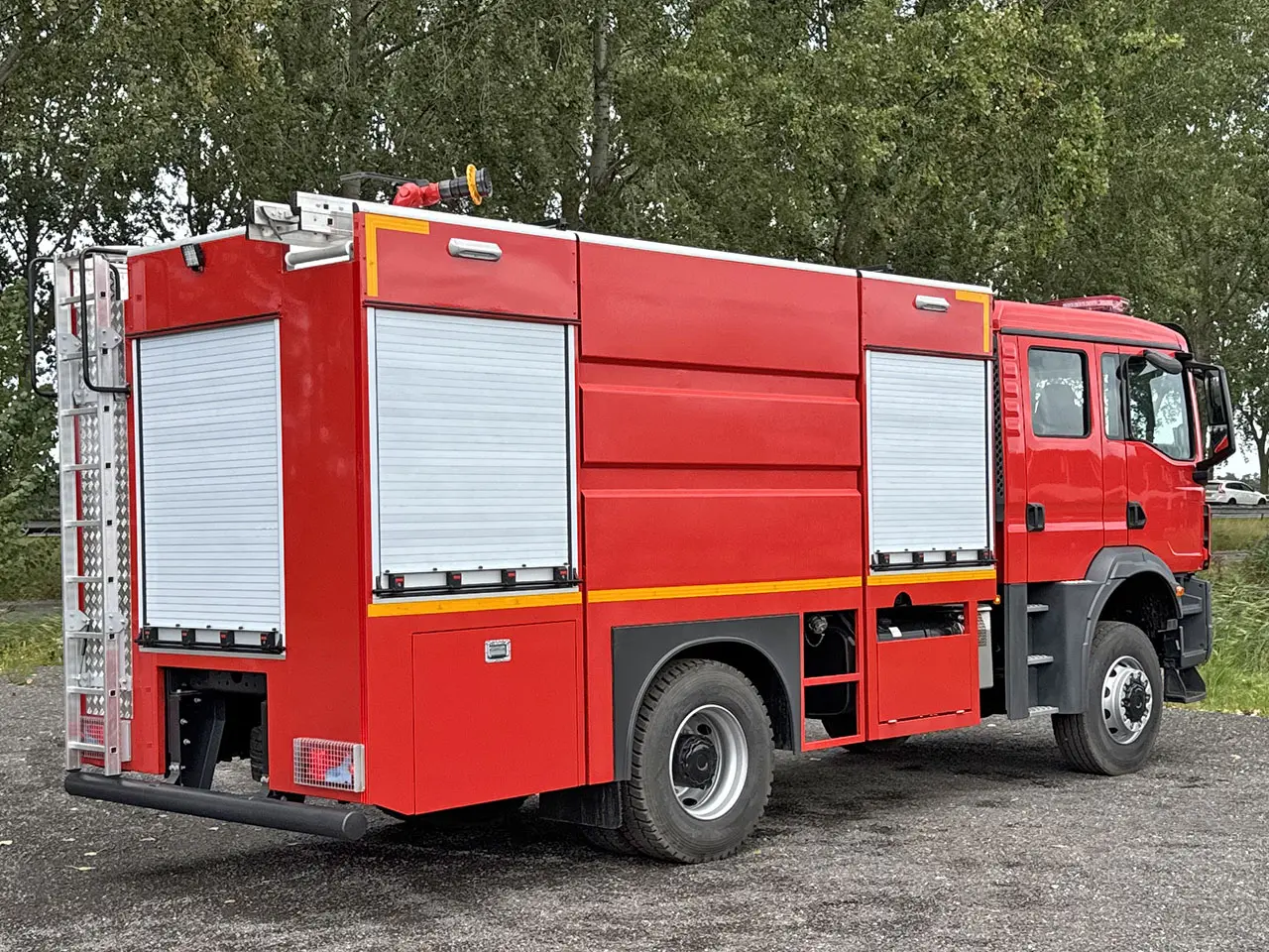 MAN TGM 18.250 BB CH Camion de pompiers 4x4 6