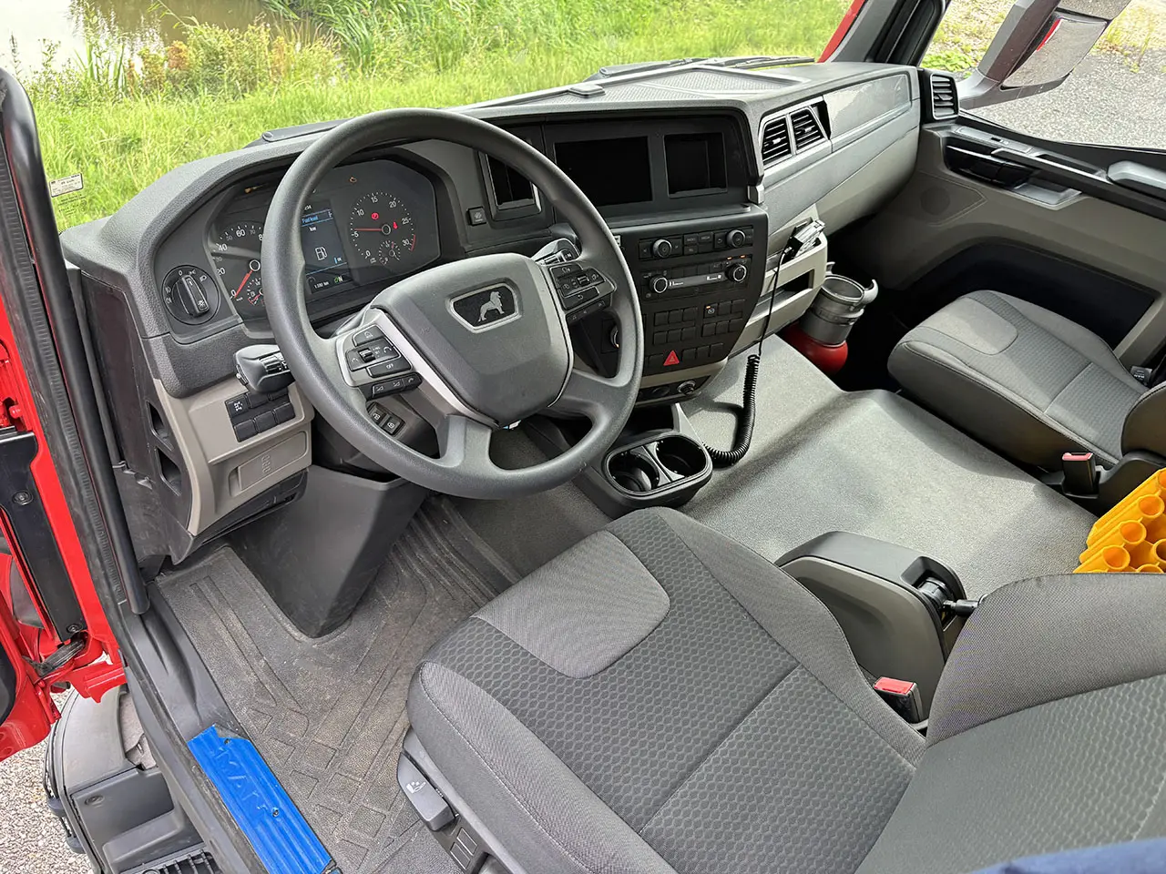 MAN TGM 18.250 BB CH Fire Fighter Truck 4x4 3