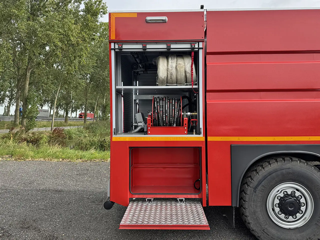 MAN TGM 18.250 BB CH Fire Fighter Truck 4x4 16