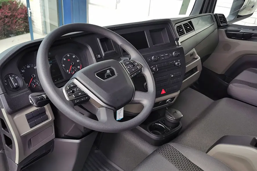 MAN TGM 18.250 BB CH 4x4 Midi Bus