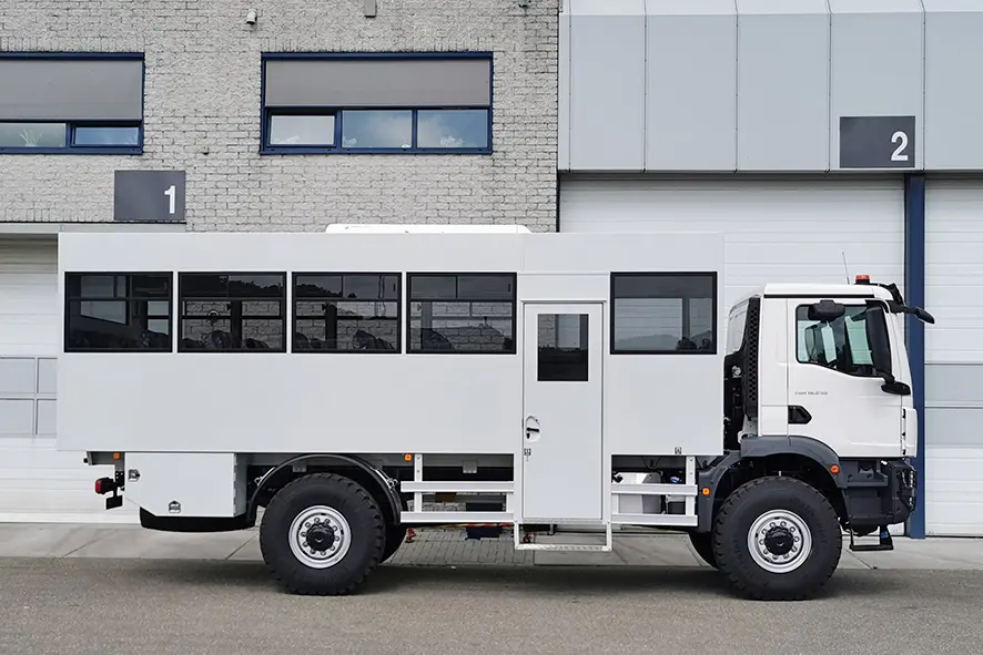 MAN TGM 18.250 BB CH Midi Bus 4x4 6