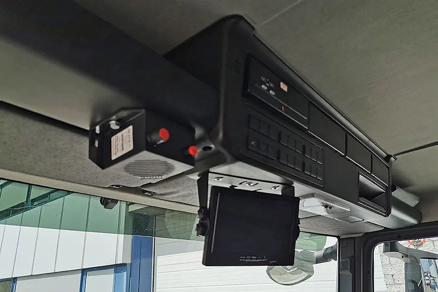 MAN TGM 18.250 BB CH Midi Bus 4x4 11