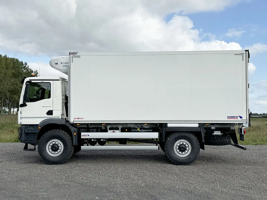 MAN TGM 18.250 BB CH Refrigerated Box Truck 4x4 4