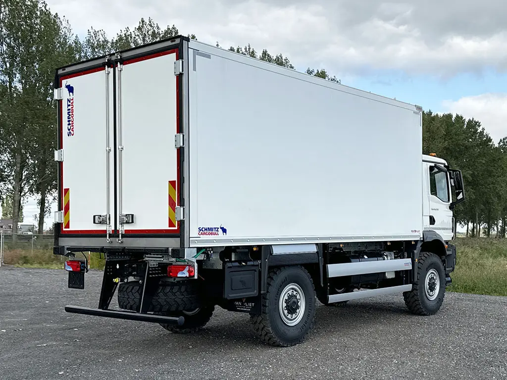 MAN TGM 18.250 BB CH Refrigerated Box Truck 4x4 5