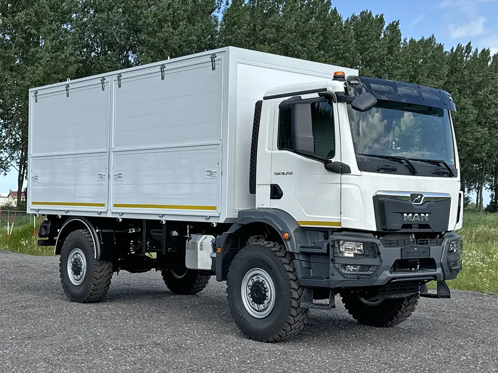 MAN TGM 18.250 BB CH Camion atelier mobile 4x4