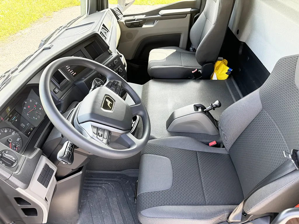 MAN TGM 18.250 BB CH 4x4 Service Truck 9