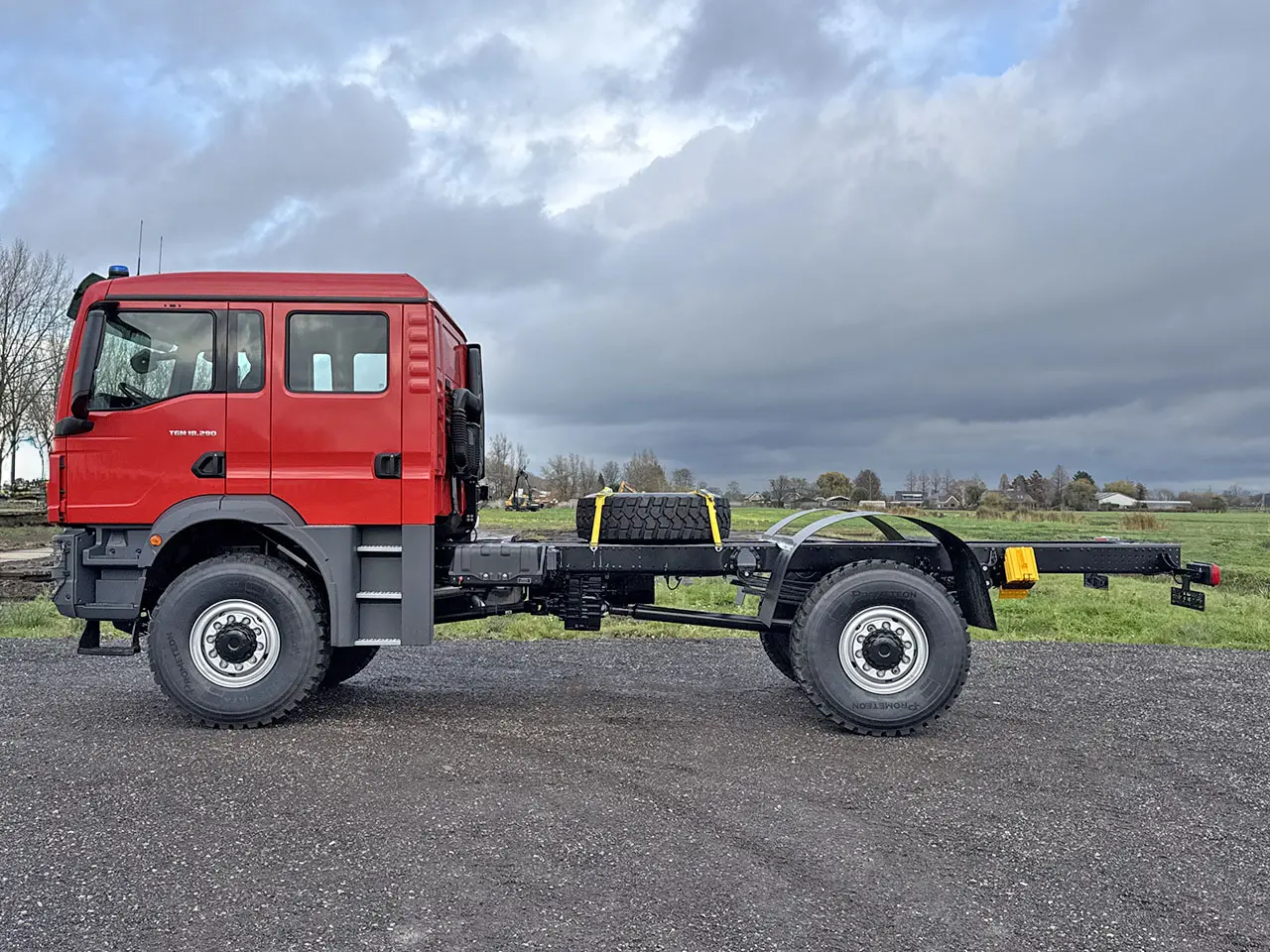 MAN TGM 18.290 BB CH Chassis Cabin 4x4 7