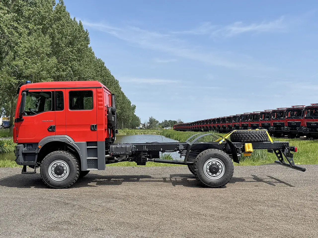 MAN TGM 18.290 BB CH Chassis Cabin 4x4 7