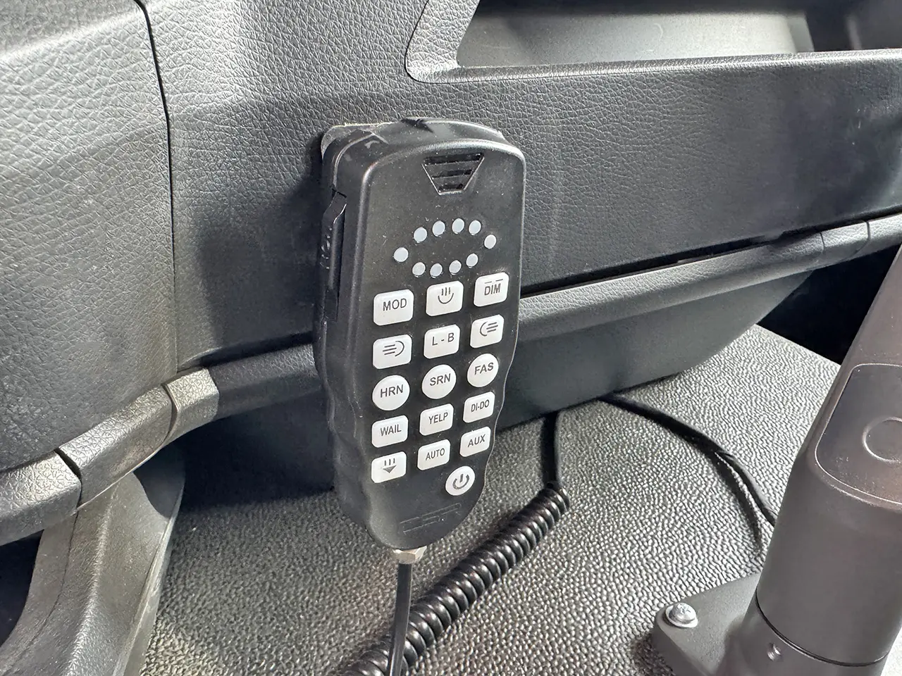 MAN TGM 18.290 BB CH 4x4 Camion de pompiers 13