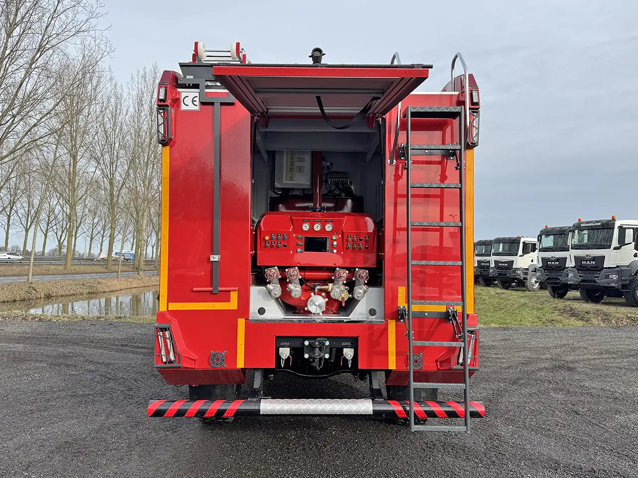 MAN TGM 18.290 BB CH Camion de pompiers 4x4 24