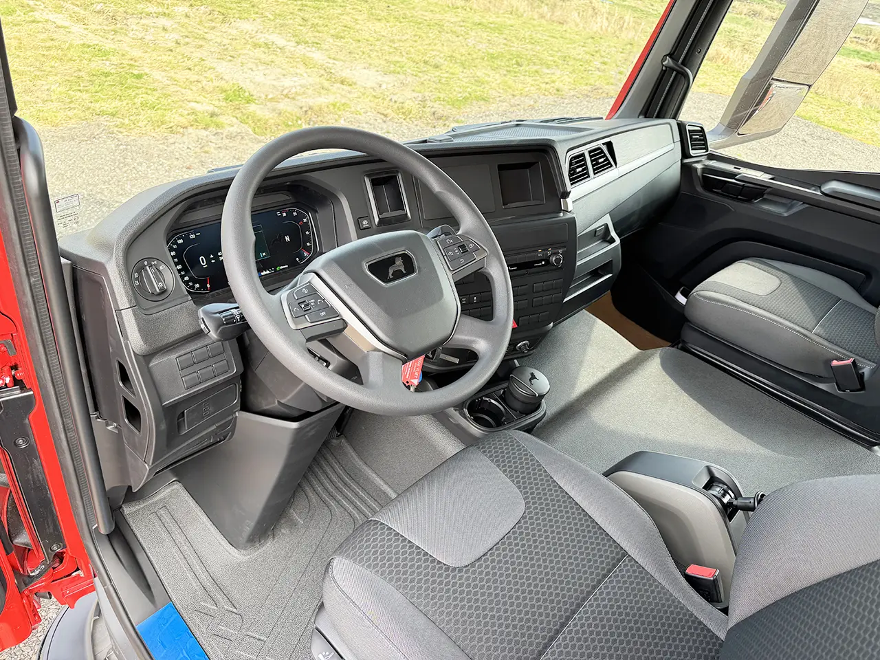 MAN TGM 18.320 BB CH 4x2 Chassis Cabin