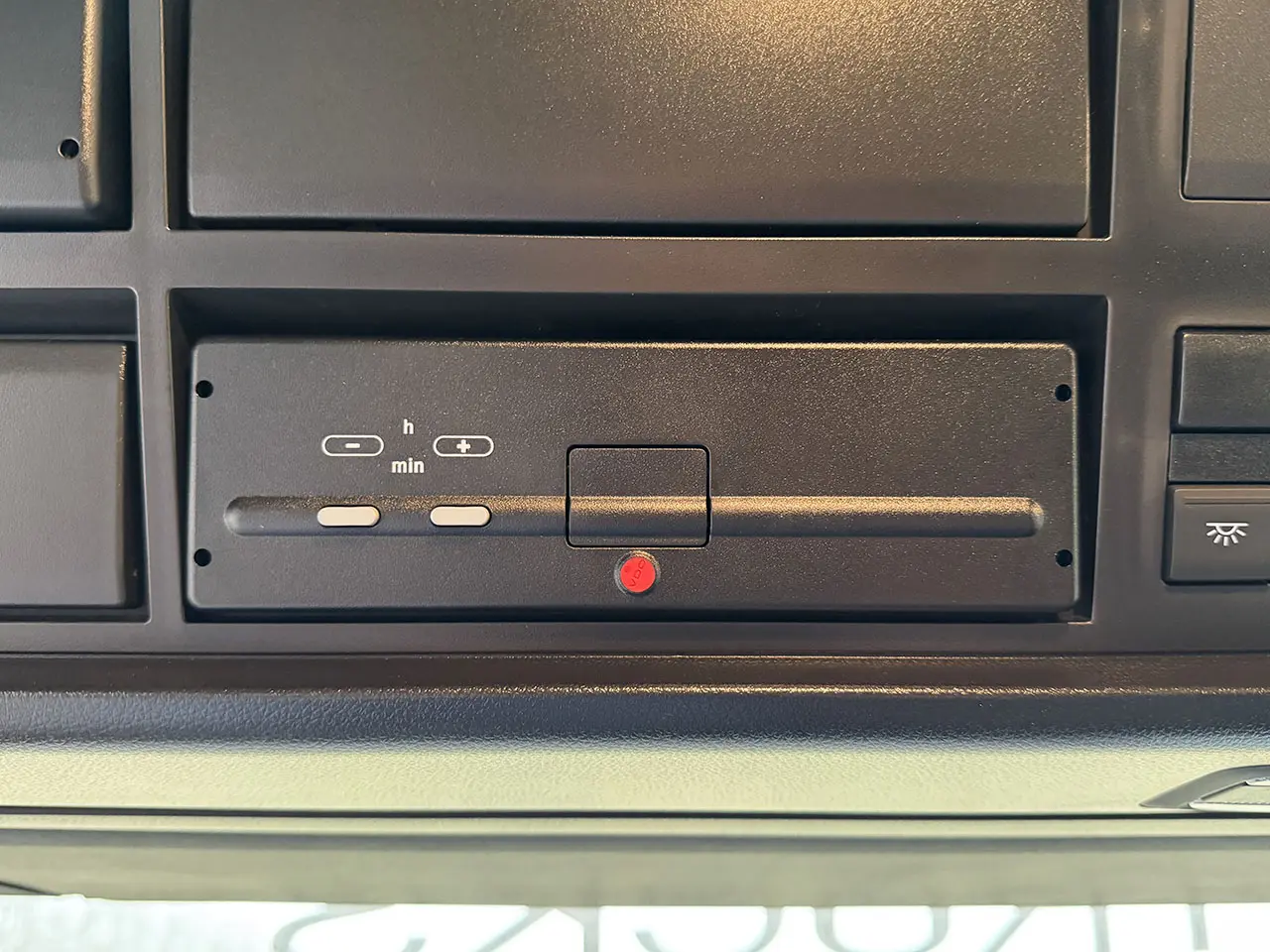 MAN TGM 18.320 BB CH 4x4 Chassis Cabin 12