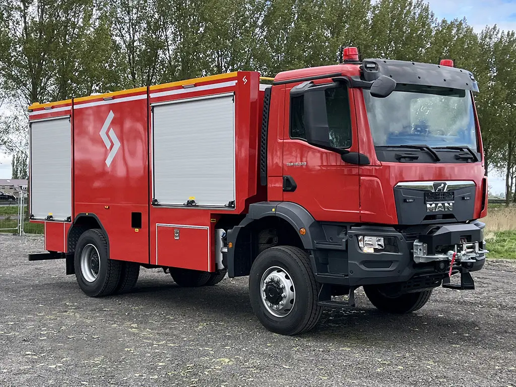 MAN TGM 18.320 BB CH 4x4 Fire Fighter Truck 1