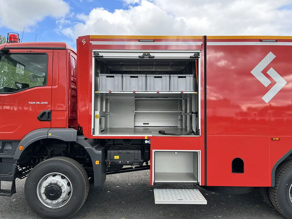 MAN TGM 18.320 BB CH Fire Fighter Truck 4x4 13