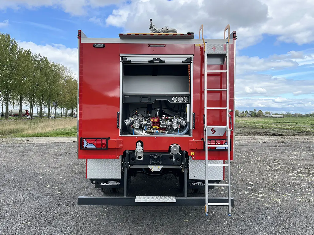 MAN TGM 18.320 BB CH Fire Fighter Truck 4x4 15