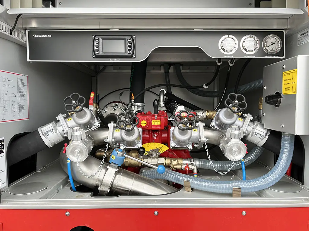 MAN TGM 18.320 BB CH Fire Fighter Truck 4x4 16