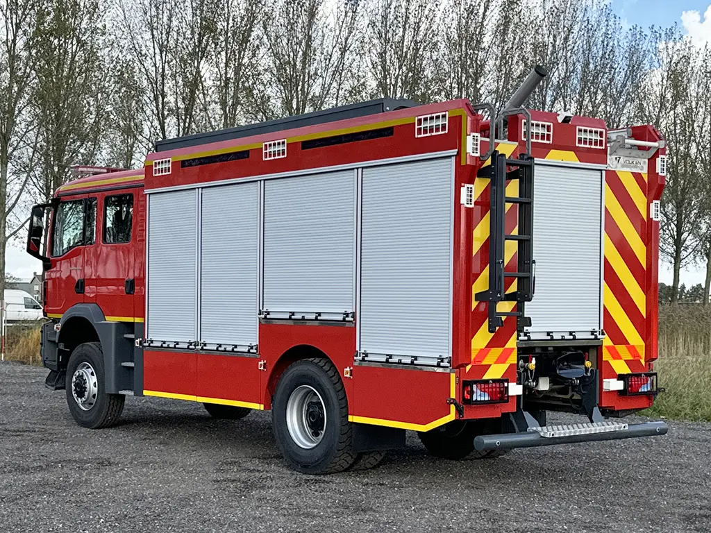 MAN TGM 18.320 BB CH Camion de pompiers 4x4 2