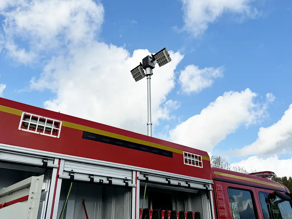 MAN TGM 18.320 BB CH Camion de pompiers 4x4 29