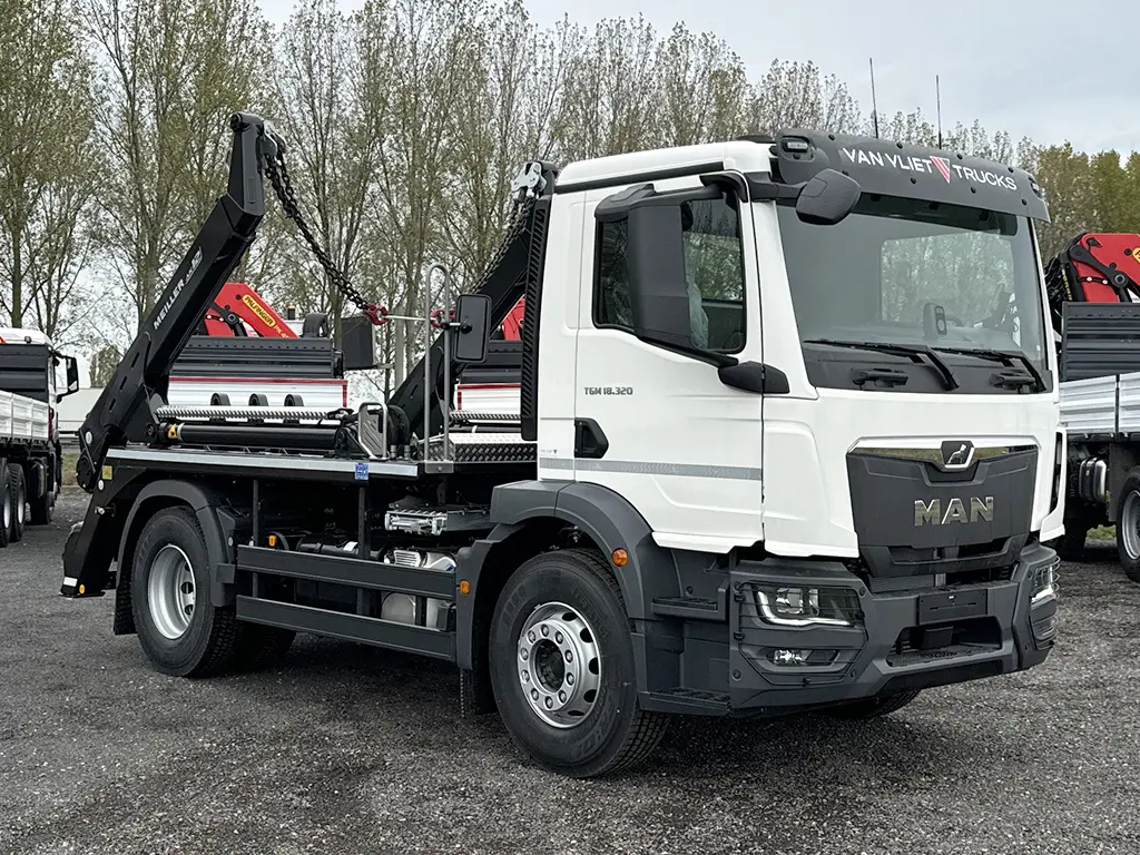MAN TGM 18.320 BL CH Container Skip Loader 4x2